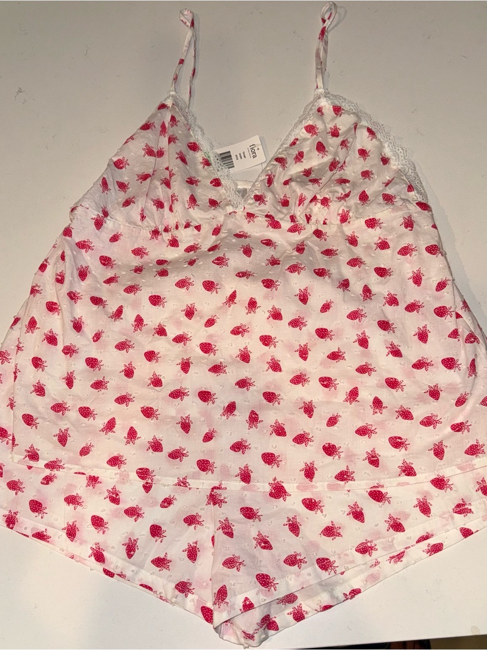 Flora Nikrooz pajama Set Camisole And Shorts Ivory Strawberry Print Large NWT